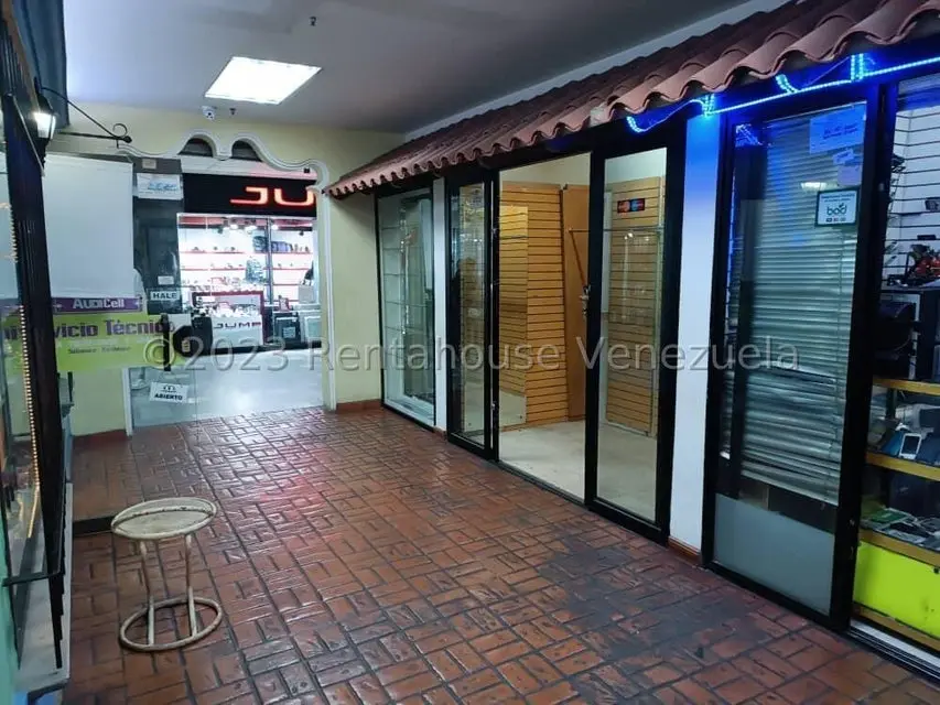 Comercial (Local Comercial) en Alquiler en Centro, Distrito Metropolitano - 4