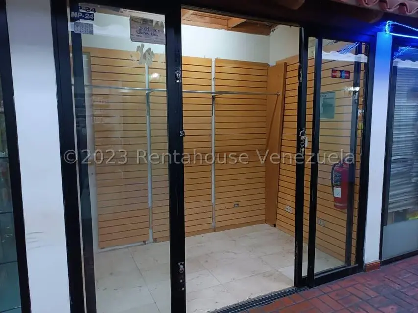 Comercial (Local Comercial) en Alquiler en Centro, Distrito Metropolitano - 6