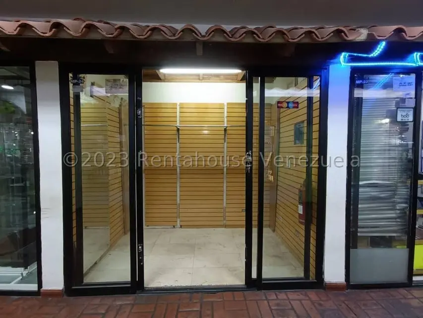 Comercial (Local Comercial) en Alquiler en Centro, Distrito Metropolitano - 8