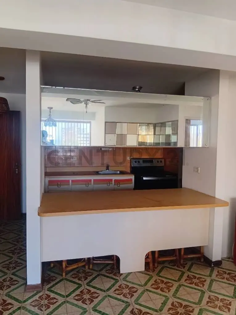 Apto. en Venta, Tanaguarenas, La Guaira con Piscina a pasos de Playa Escondida. - 16