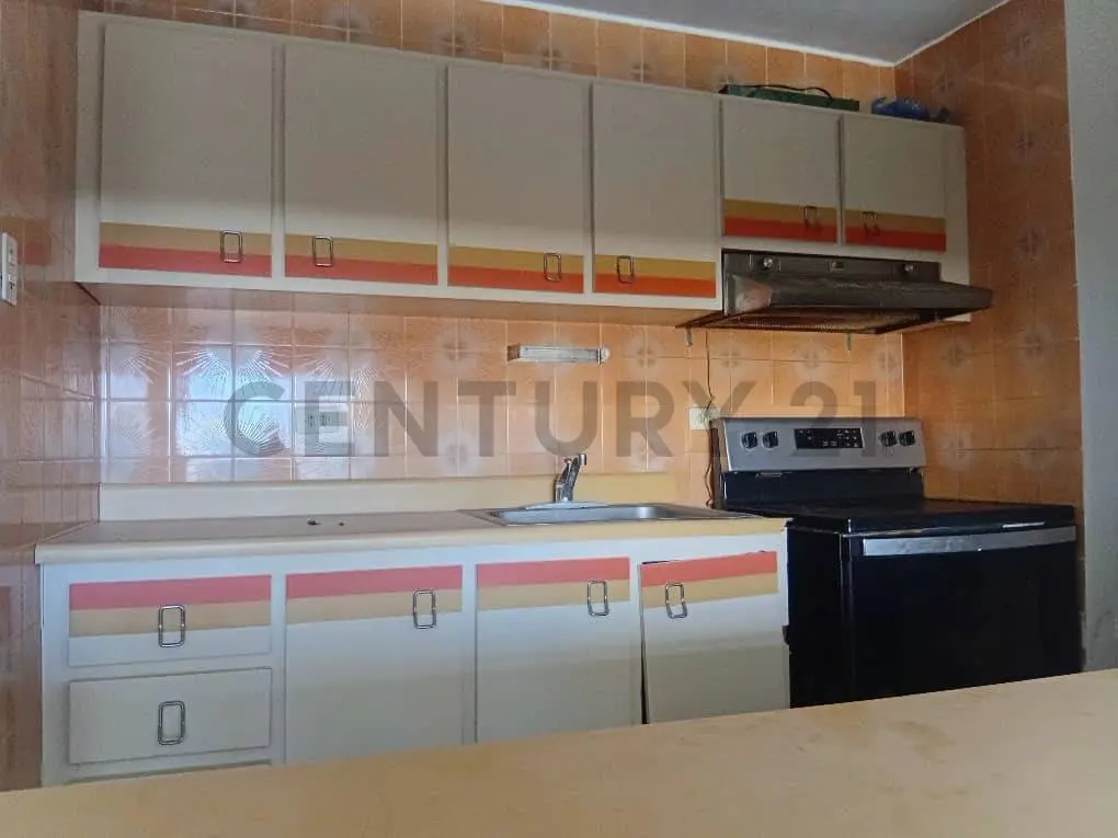 Apto. en Venta, Tanaguarenas, La Guaira con Piscina a pasos de Playa Escondida. - 17