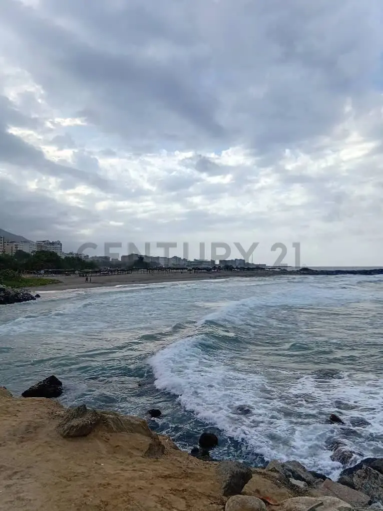 Apto. en Venta, Tanaguarenas, La Guaira con Piscina a pasos de Playa Escondida. - 39