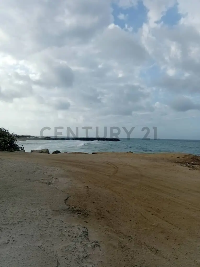 Apto. en Venta, Tanaguarenas, La Guaira con Piscina a pasos de Playa Escondida. - 47