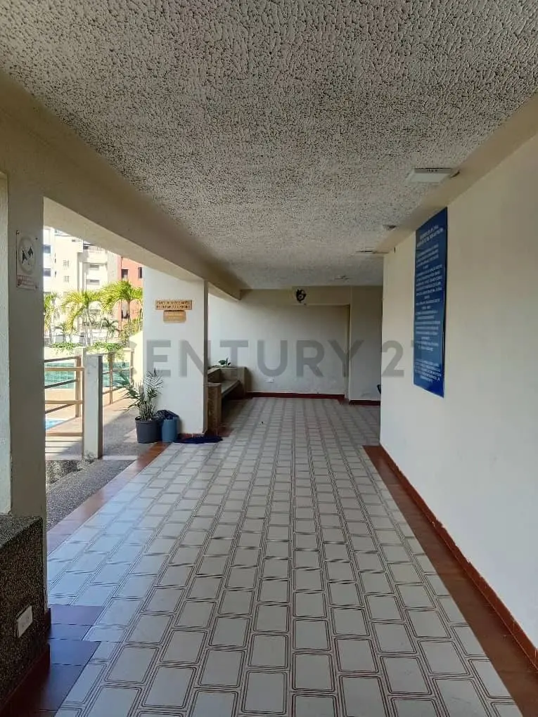 Apto. en Venta, Tanaguarenas, La Guaira con Piscina a pasos de Playa Escondida. - 7