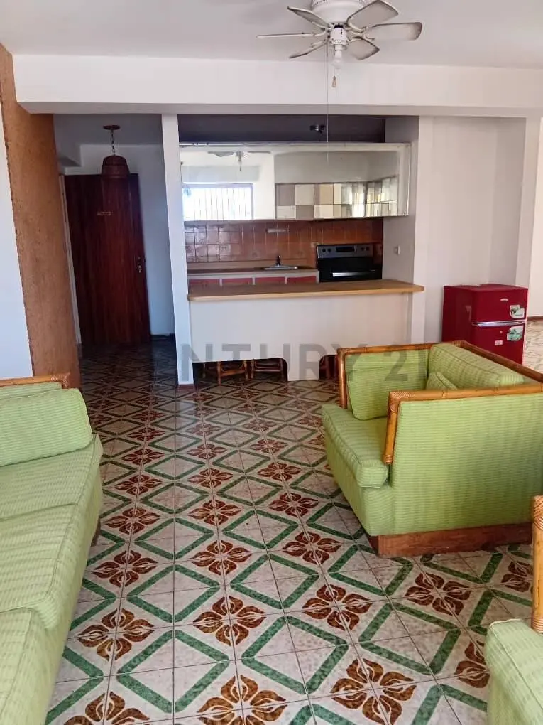 Apto. en Venta, Tanaguarenas, La Guaira con Piscina a pasos de Playa Escondida. - 10