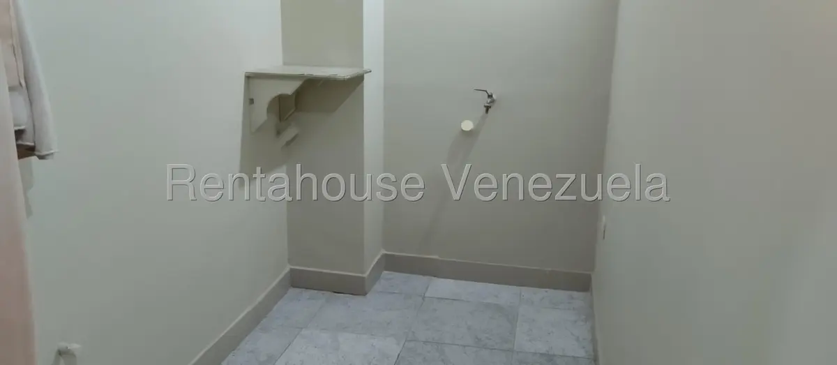 Comercial (Local Comercial) en Alquiler en La N, Zulia - 11