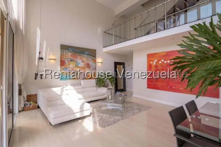Townhouse (Multiples Niveles) en Venta en Los Naranjos del Cafetal, Distrito Metropolitano - 15