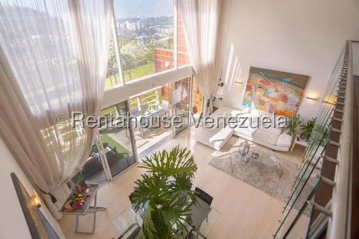 Townhouse (Multiples Niveles) en Venta en Los Naranjos del Cafetal, Distrito Metropolitano - 17