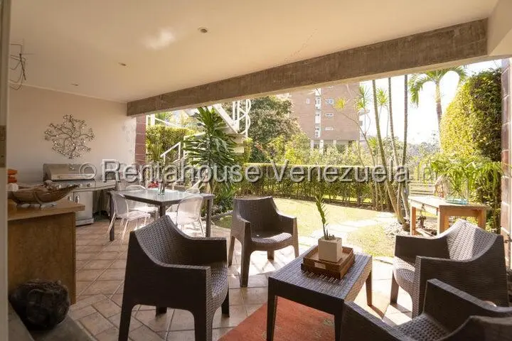 Townhouse (Multiples Niveles) en Venta en Los Naranjos del Cafetal, Distrito Metropolitano - 5