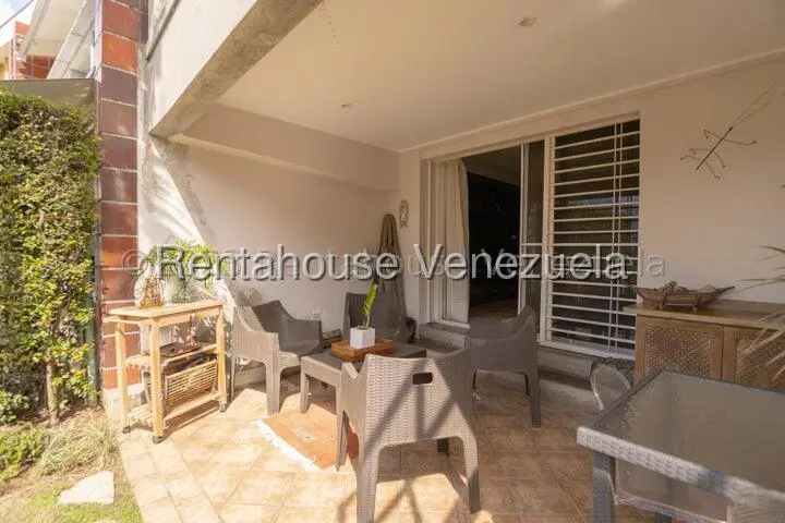 Townhouse (Multiples Niveles) en Venta en Los Naranjos del Cafetal, Distrito Metropolitano - 8