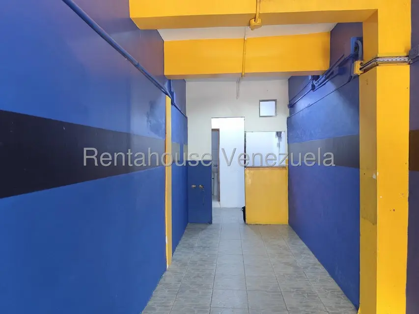Comercial (Local Comercial) en Venta en San Antonio, Nueva Esparta - 2