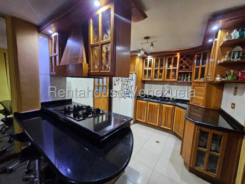 Casa (Duplex) en Venta en Las Delicias, Aragua - 28