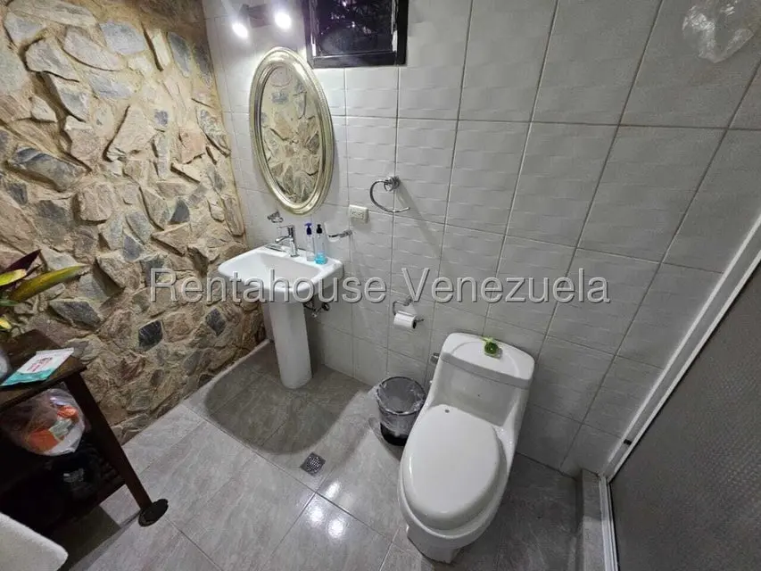 Casa (Duplex) en Venta en Las Delicias, Aragua - 35