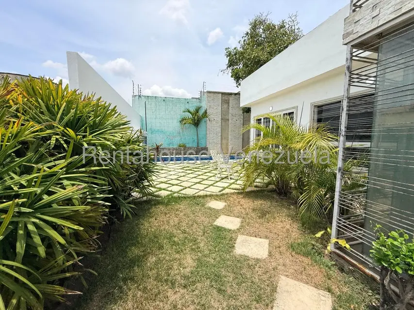 Casa (1 Nivel) en Venta en Colinas De Santa Rosa, Lara - 48