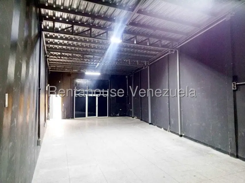 Comercial (Local Comercial) en Alquiler en Parroquia Catedral, Lara - 3