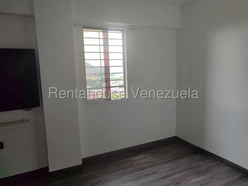 Apartamento (1 Nivel) en Venta en Zona Oeste, Lara - 16