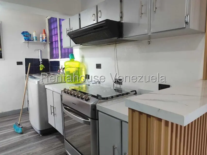 Apartamento (1 Nivel) en Venta en Zona Oeste, Lara - 8
