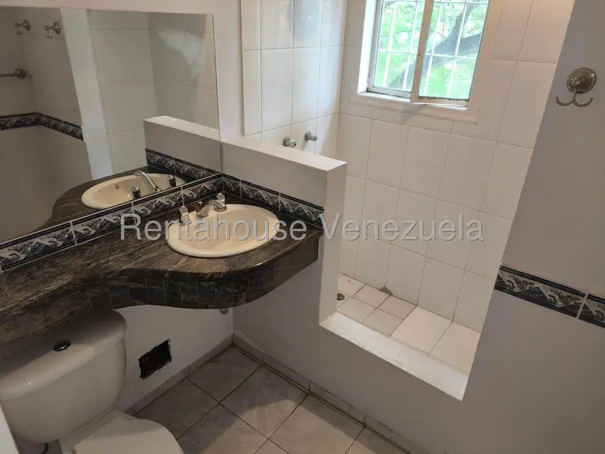 Anexo (1 Nivel) en Alquiler en San Roman, Distrito Metropolitano - 8