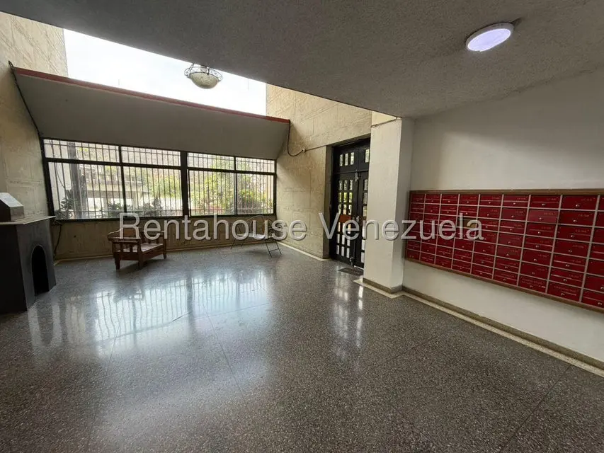 Apartamento (1 Nivel) en Venta en Montalban III, Distrito Metropolitano - 2