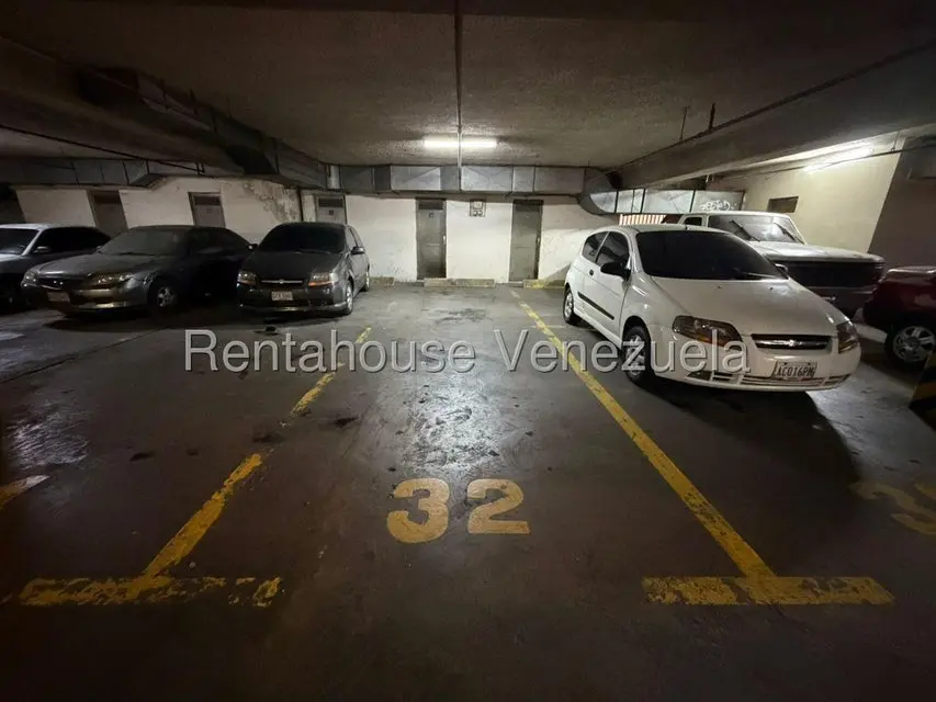 Apartamento (1 Nivel) en Venta en Montalban III, Distrito Metropolitano - 21