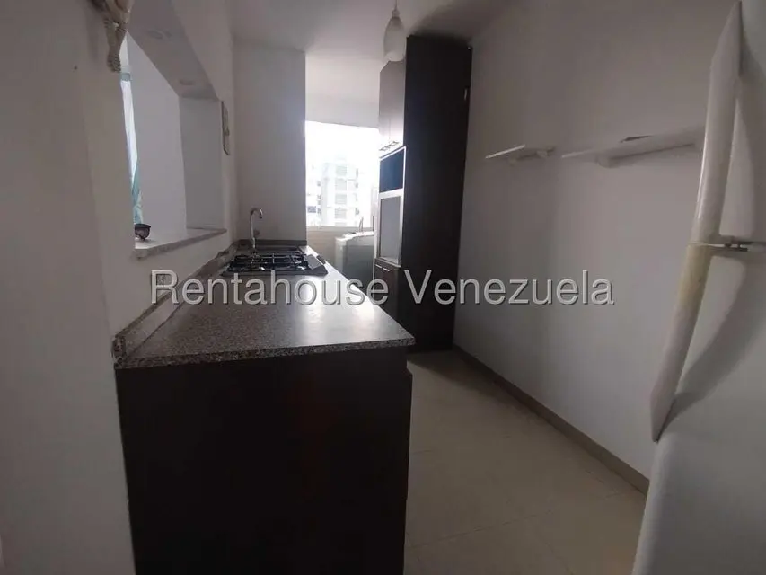 Apartamento (1 Nivel) en Alquiler en Colinas de Bello Monte, Distrito Metropolitano - 14