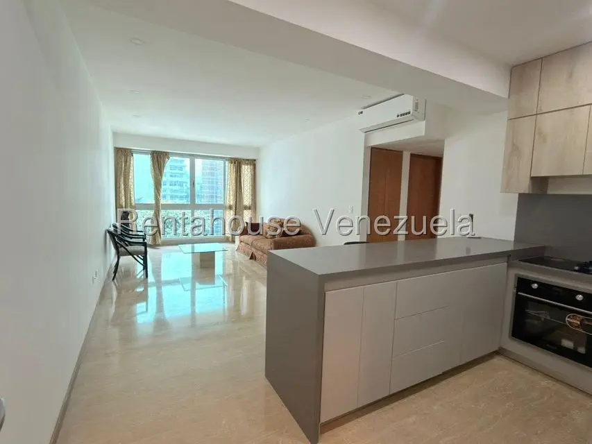 Apartamento (1 Nivel) en Alquiler en Campo Alegre, Distrito Metropolitano - 8