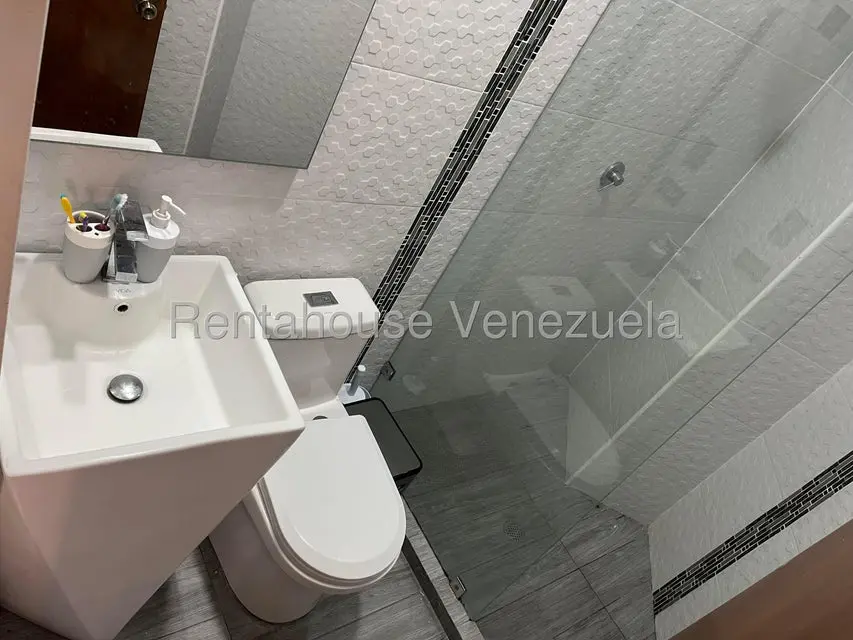 Apartamento (1 Nivel) en Venta en Playa Grande, Vargas - 9