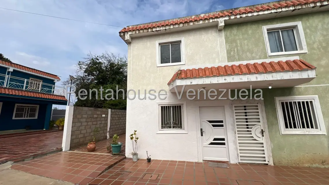 Casa (1 Nivel) en Venta en La Victoria, Zulia - 2