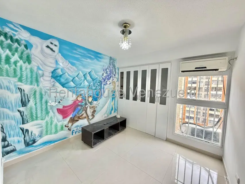 Apartamento (1 Nivel) en Venta en La Urbina, Distrito Metropolitano - 13