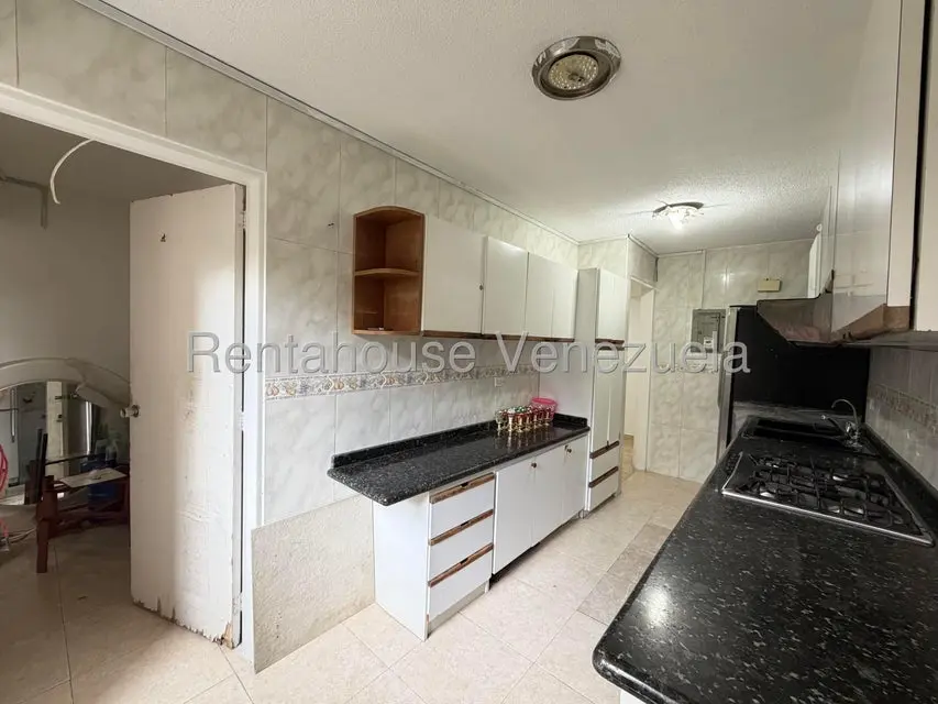 Apartamento (1 Nivel) en Venta en La Urbina, Distrito Metropolitano - 27