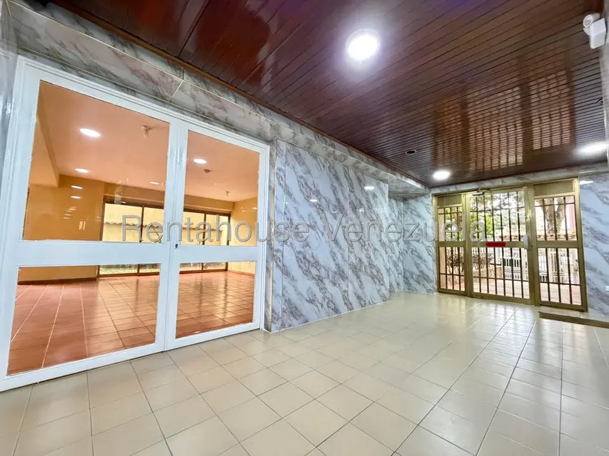 Apartamento (1 Nivel) en Venta en La Urbina, Distrito Metropolitano - 29