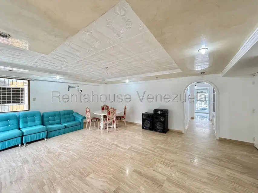 Apartamento (1 Nivel) en Venta en La Urbina, Distrito Metropolitano - 5