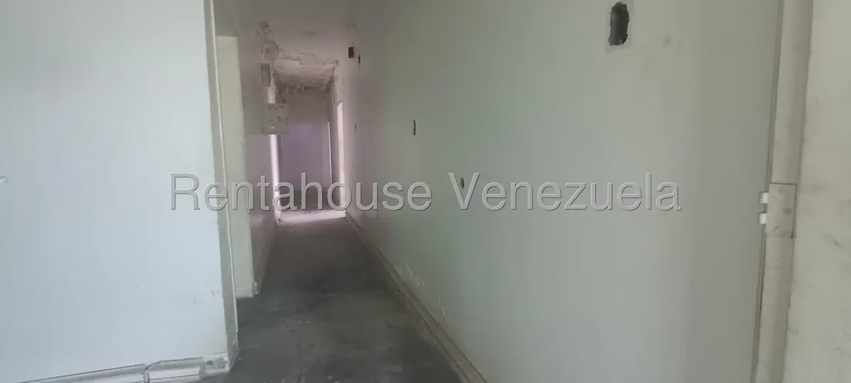 Comercial (Galpon - Deposito) en Venta en Colinas de Bello Monte, Zulia - 5