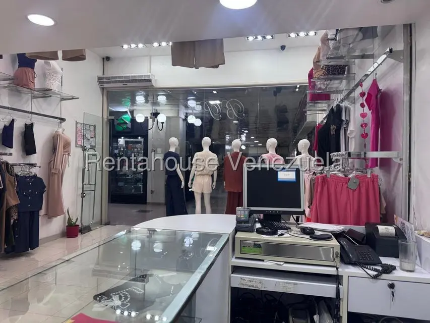 Comercial (Local Comercial) en Alquiler en Montalban II, Distrito Metropolitano - 12