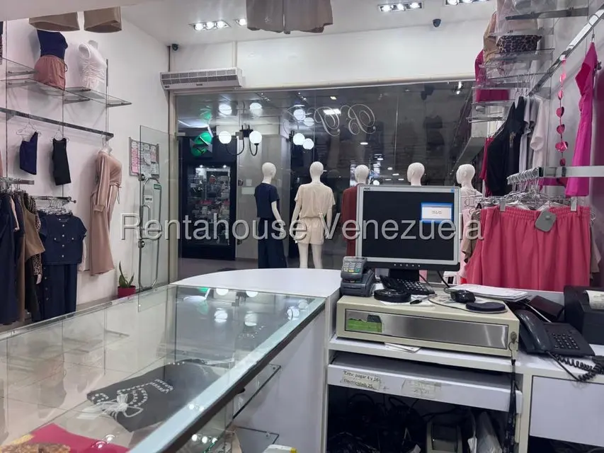 Comercial (Local Comercial) en Alquiler en Montalban II, Distrito Metropolitano - 13