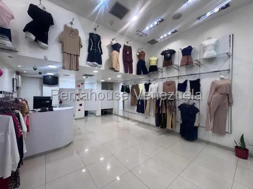 Comercial (Local Comercial) en Alquiler en Montalban II, Distrito Metropolitano - 9