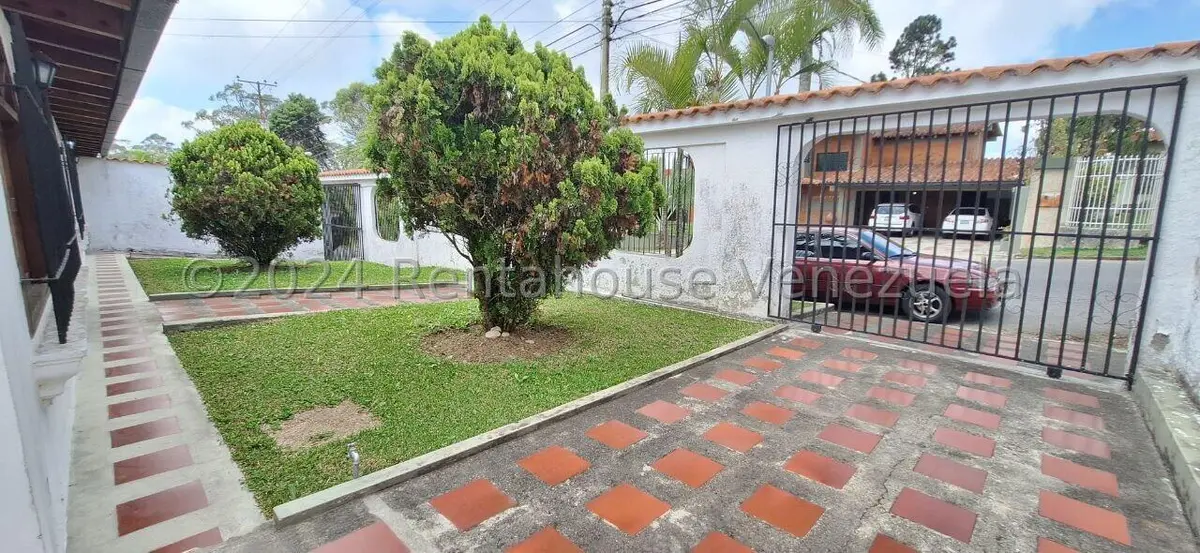 Casa (1 Nivel) en Venta en Club de Campo, Miranda - 33