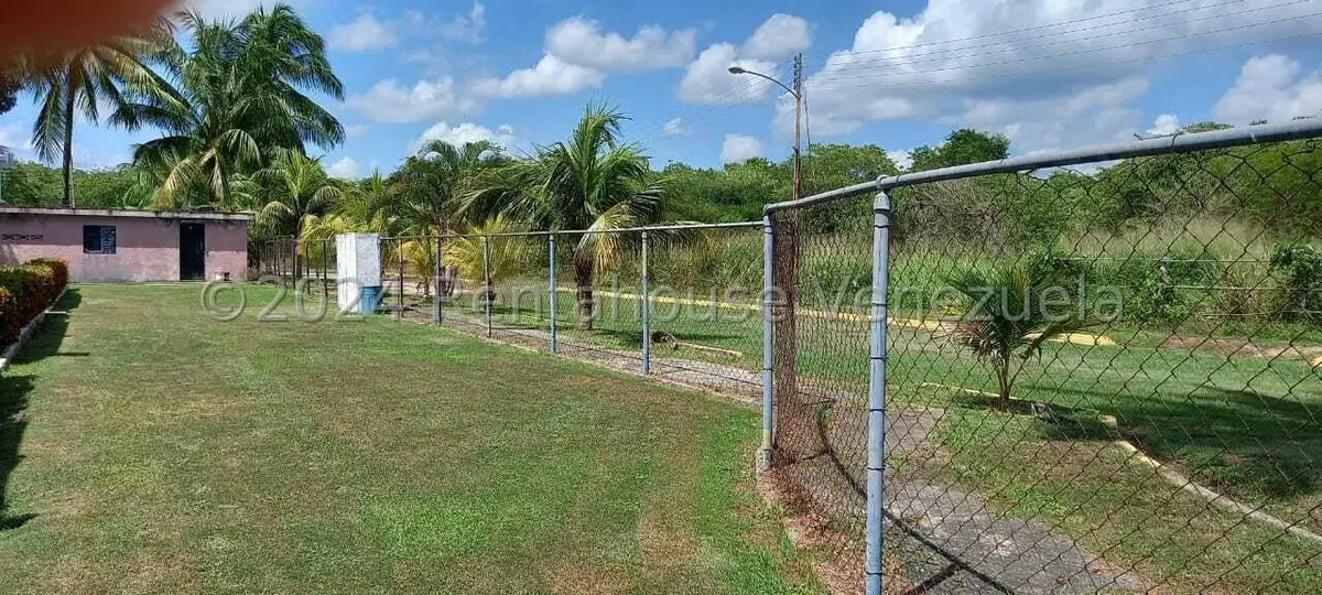 Townhouse (1 Nivel) en Venta en Tacarigua, Miranda - 34