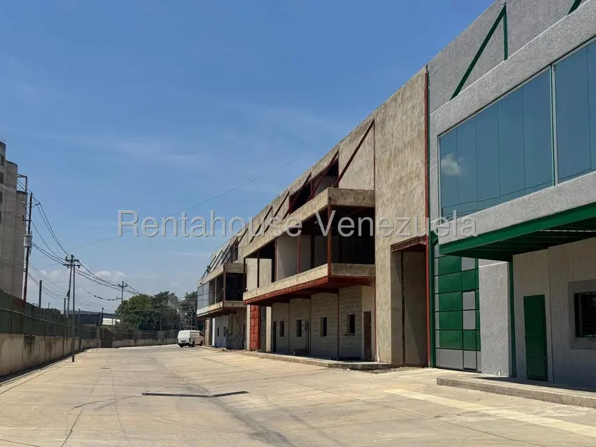 Comercial (Galpon - Deposito) en Venta en Zona Industrial 2, Lara - 20