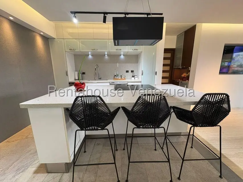 Apartamento (1 Nivel) en Venta en El Rosal, Distrito Metropolitano - 13