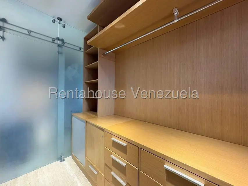 Apartamento (1 Nivel) en Venta en El Rosal, Distrito Metropolitano - 19