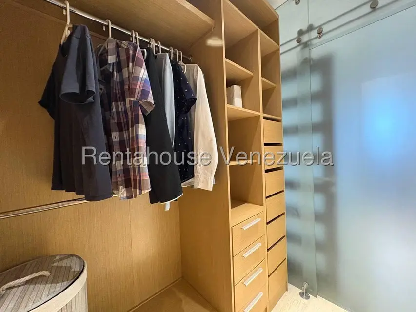 Apartamento (1 Nivel) en Venta en El Rosal, Distrito Metropolitano - 21
