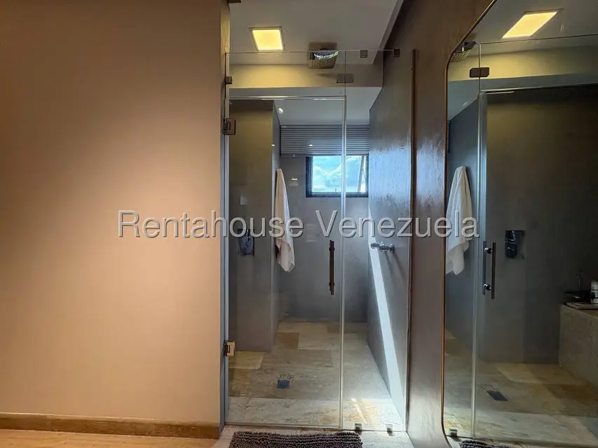 Apartamento (1 Nivel) en Venta en El Rosal, Distrito Metropolitano - 23