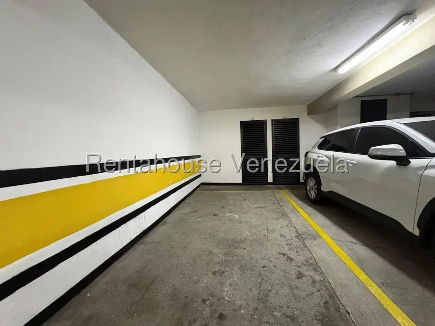 Apartamento (1 Nivel) en Venta en El Rosal, Distrito Metropolitano - 32