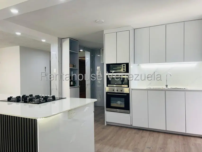 Apartamento (1 Nivel) en Venta en Los Palos Grandes, Distrito Metropolitano - 7