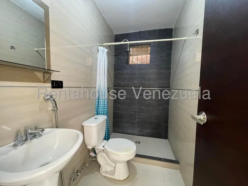 Casa (1 Nivel) en Alquiler en El Limon, Aragua - 24