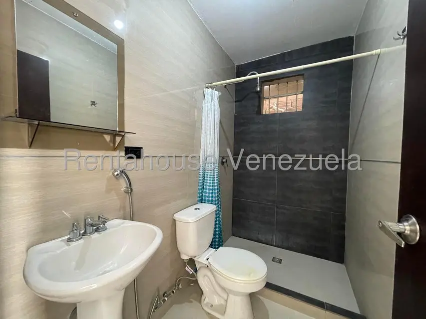 Casa (1 Nivel) en Alquiler en El Limon, Aragua - 25