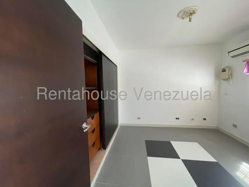 Casa (1 Nivel) en Alquiler en El Limon, Aragua - 28