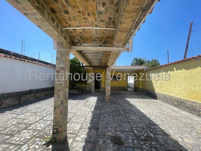 Casa (1 Nivel) en Alquiler en El Limon, Aragua - 4
