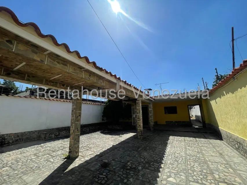 Casa (1 Nivel) en Alquiler en El Limon, Aragua - 8
